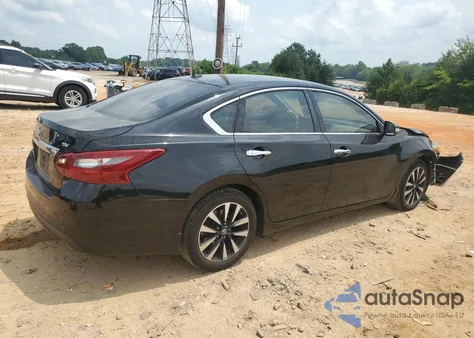 2018 Nissan Altima 2.5 z USA, uszkodzony, nr VIN 1N4AL3AP0JC231995